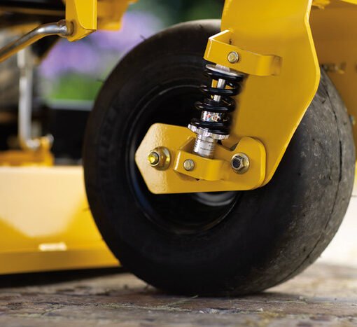 Alternative view of Zero-Turn-Aufsitzmäher CUB CADET XZ7 L122 - ULTIMA mit Hebeln