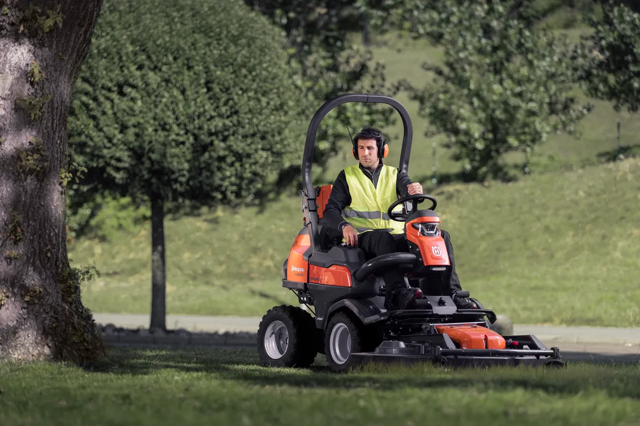 Husqvarna P 524X Aufsitzfrontmäher – Image 5