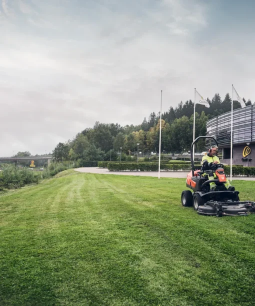 Husqvarna P 520DX Aufsitzfrontmäher – Image 5