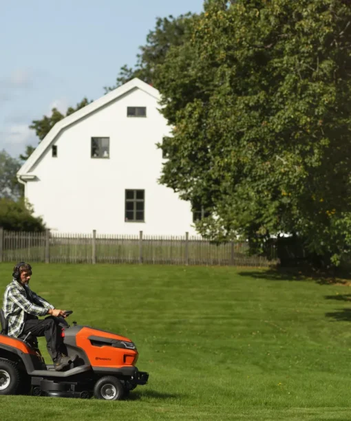 Husqvarna TC 220T Gartentraktor – Image 6