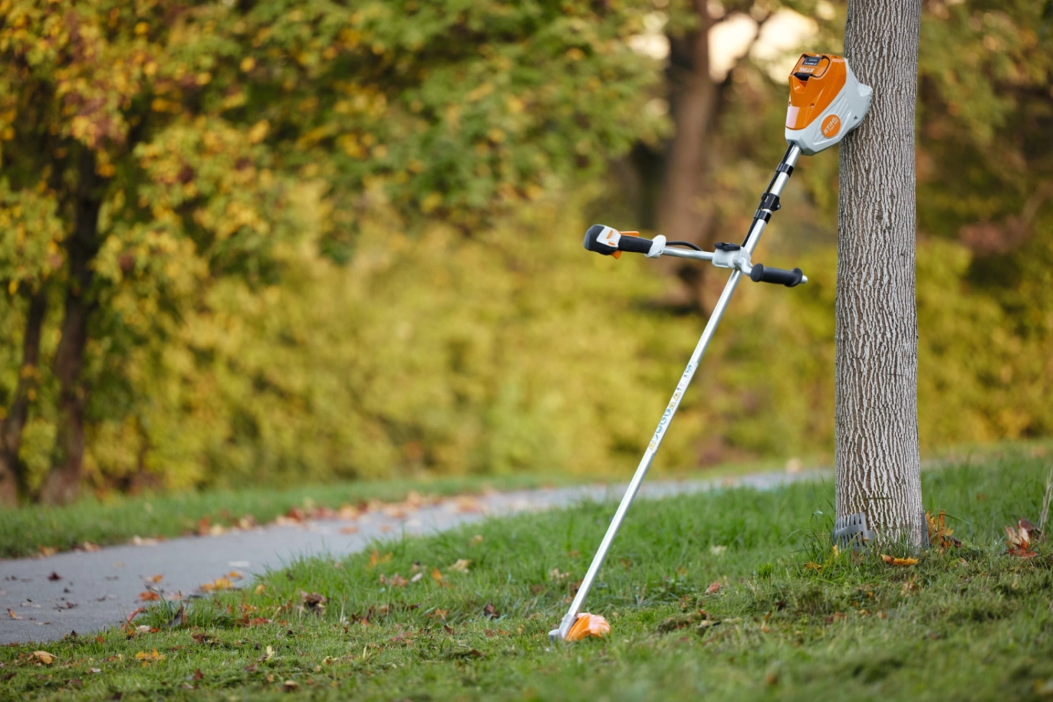 STIHL FSA 120 Akku-Motorsense, ohne Akku und Ladegerät – Image 4