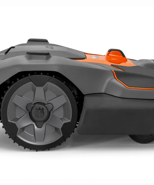 Alternative view of Husqvarna Automower® 580L EPOS®