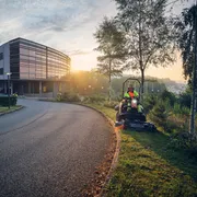 Husqvarna P 525DX Aufsitzfrontmäher – Image 6